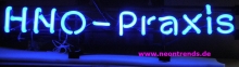 HNO Arzt Praxis Neonreklame blue Neonschild neon signs news